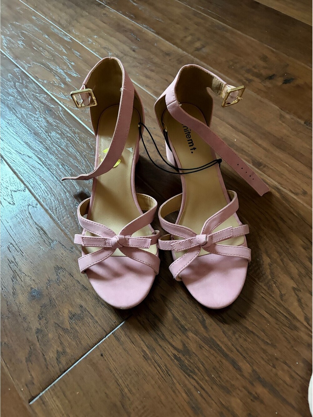 White Mt. Women's Pink Ankle Strap Heeled Sandals Size 9W